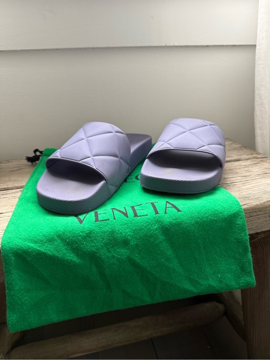 Bottega Veneta Shoes - Bottega Veneta Quilted Pool Slide Sandals - Lavender Purple
